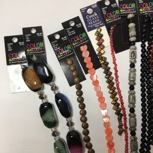 Bead assortment for jewelry making